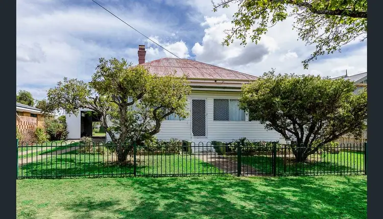 85 Guy Street, Warwick QLD 4370
