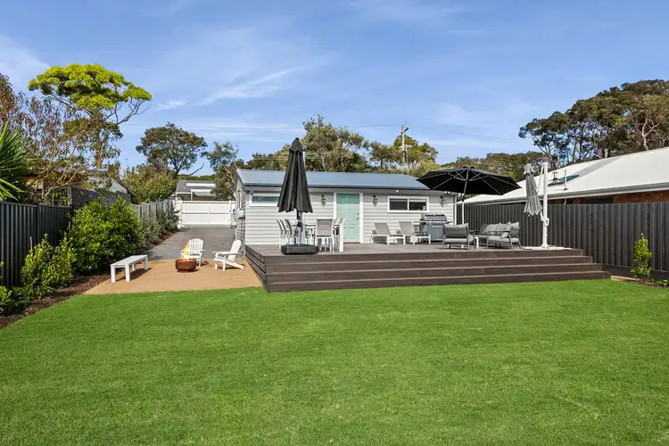 76 Fern Grove, Rye VIC 3941