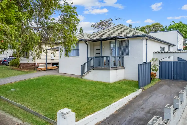 12 Oxley Street, Lalor Park NSW 2147