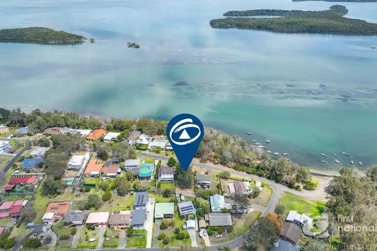 4 Green Point Drive, Green Point NSW 2428