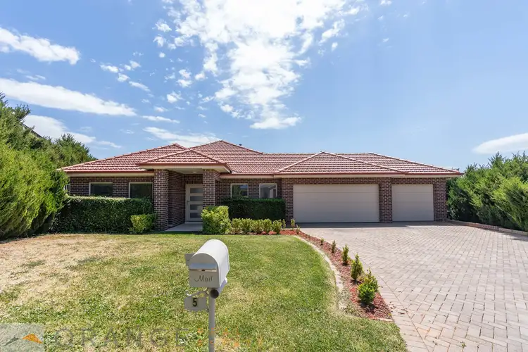 5 Row Close, Orange NSW 2800