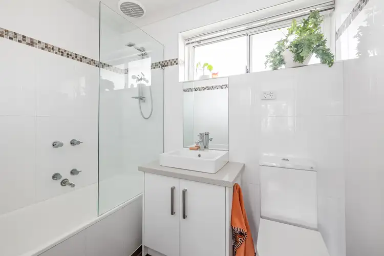 Sixth view of Homely apartment listing, 11/5 Kemp Street, Thornbury VIC 3071