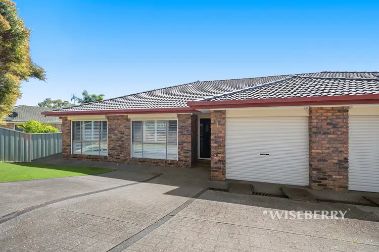 Second view of Homely house listing, 1/5 Alisa Close, Lake Haven NSW 2263