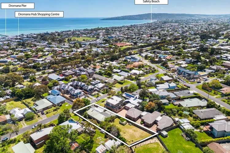 7 Seaview Parade, Dromana VIC 3936