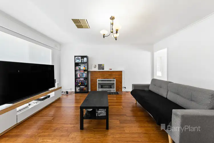 Third view of Homely unit listing, 1/16 Lois Street, St Albans VIC 3021