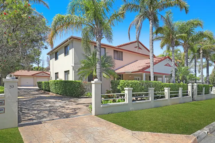 Main view of Homely unit listing, 1/39 Daisy Street, Fairy Meadow NSW 2519