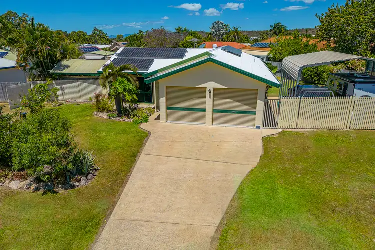 4 Luke Court, Bushland Beach QLD 4818