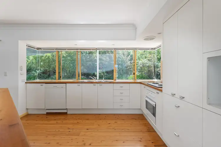 Fifth view of Homely house listing, 2 Kurtz Court, Mudgee NSW 2850