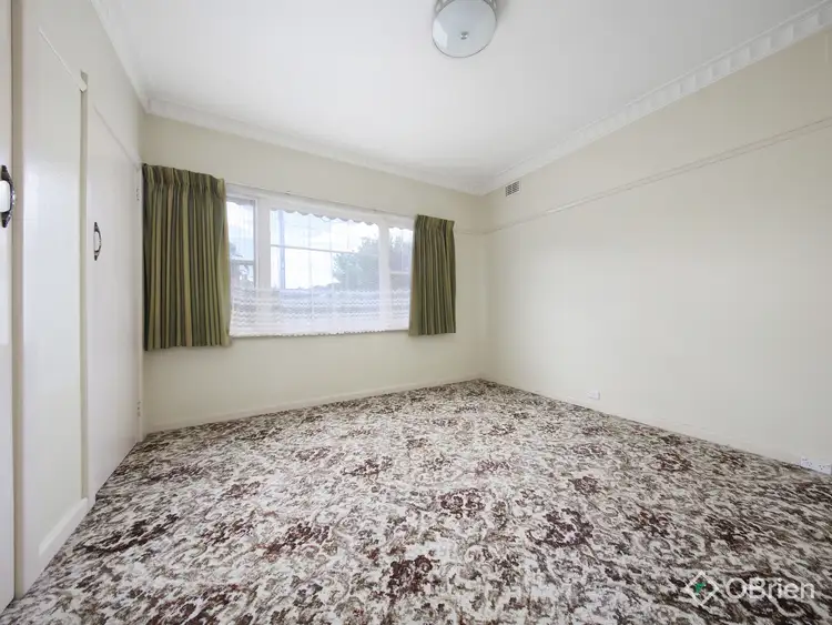 Fifth view of Homely house listing, 1 Wallace Street, Bentleigh East VIC 3165