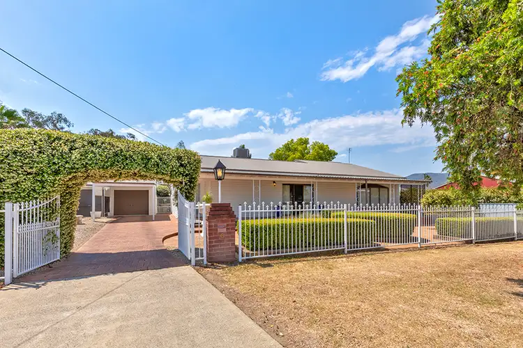 6 Edgeroy Street, Tamworth NSW 2340