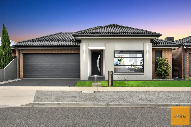 11 Maribyrnong Way, Cobblebank VIC 3338