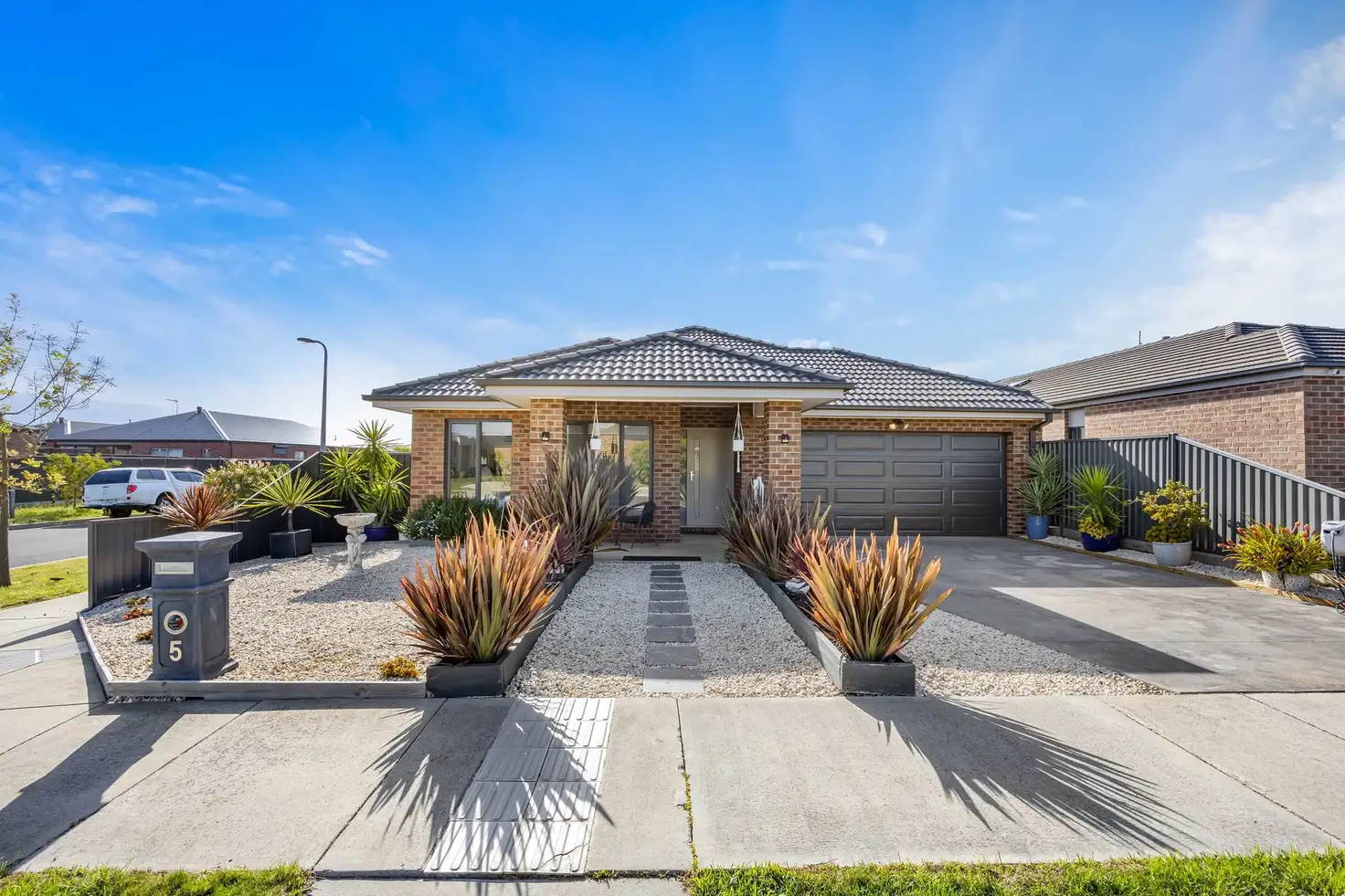 Main view of Homely house listing, 5 Limetree Way, Lake Gardens VIC 3355