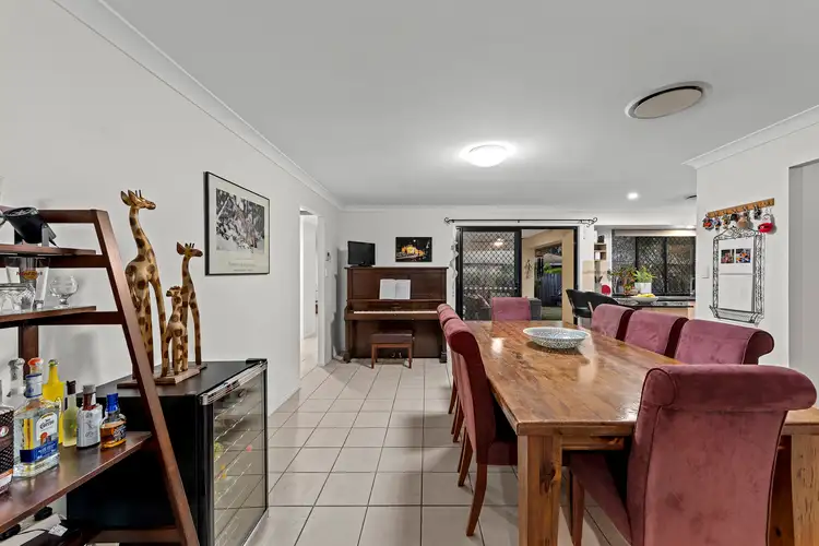 Second view of Homely house listing, 5 Lachine Place, Mansfield QLD 4122