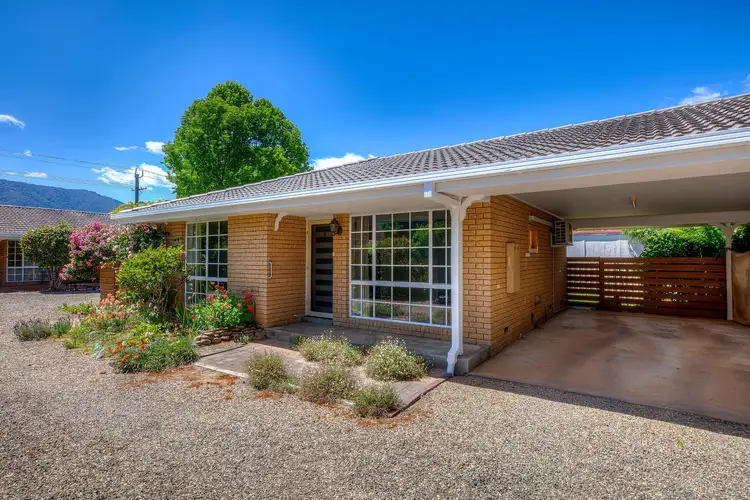 Main view of Homely unit listing, 2/3 Seamer Street, Porepunkah VIC 3740