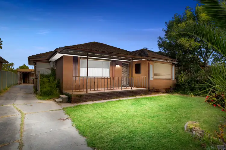 42 Moffat Street, St Albans VIC 3021