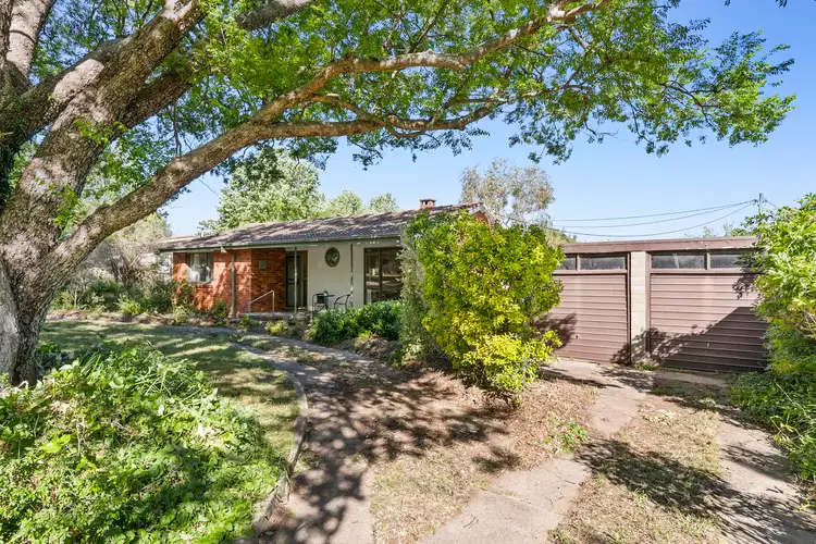 11 Dyson Street, Lyneham ACT 2602
