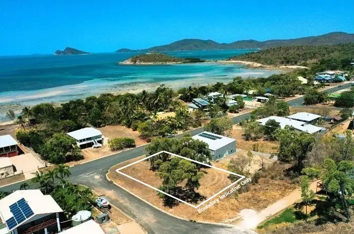 55 Gloucester Avenue, Hideaway Bay QLD 4800