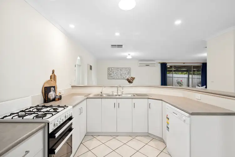 Sixth view of Homely house listing, 4 Glenview Grove, Seaford Rise SA 5169