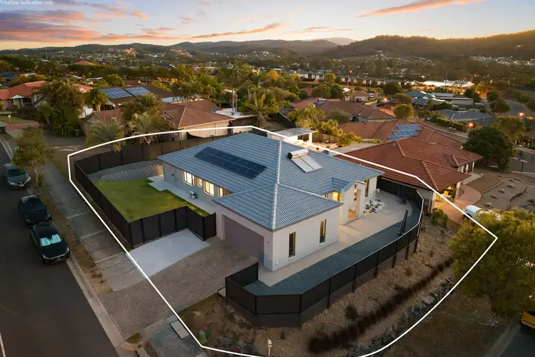 Second view of Homely house listing, 2 Maui Crescent, Oxenford QLD 4210