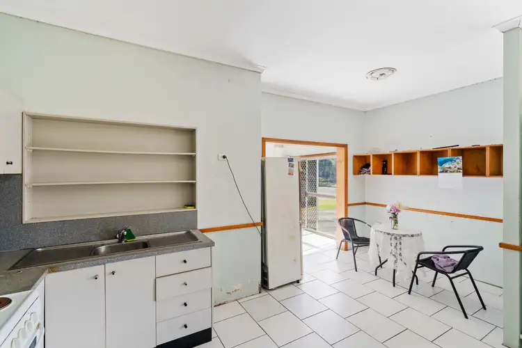 Sixth view of Homely house listing, 1 Ormsby Close, Whitfield QLD 4870