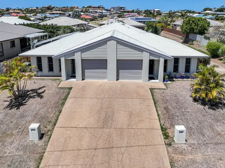 2/141 Hartley Street, Emu Park QLD 4710
