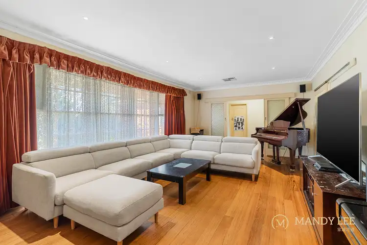 10 Daphne Street, Doncaster East VIC 3109