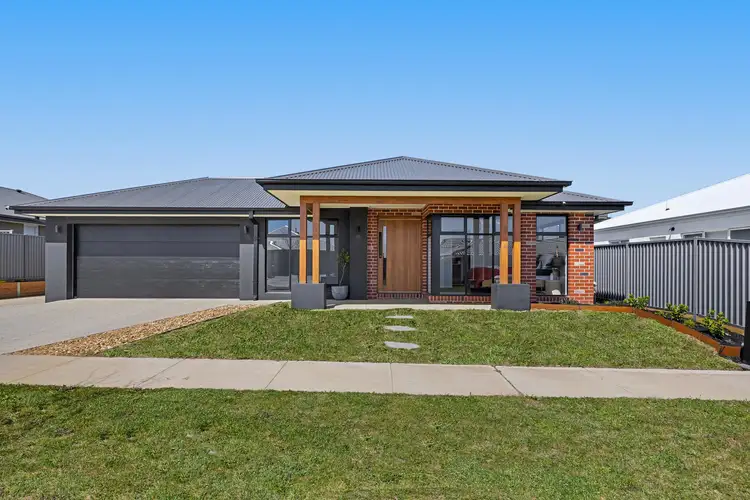 Second view of Homely house listing, 38 Mullingar Drive, Alfredton VIC 3350