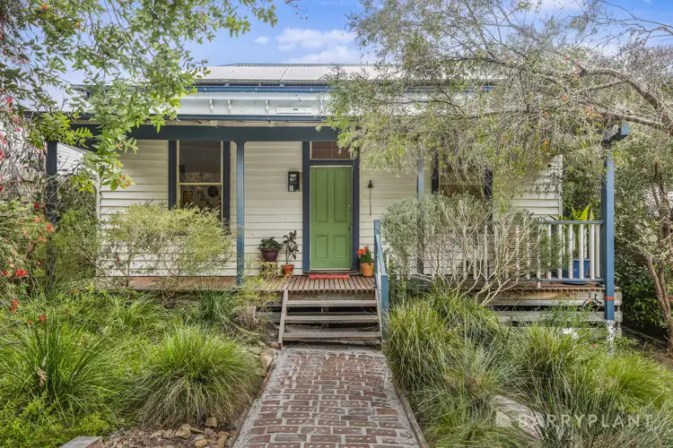 16 Blannin Street, Healesville VIC 3777