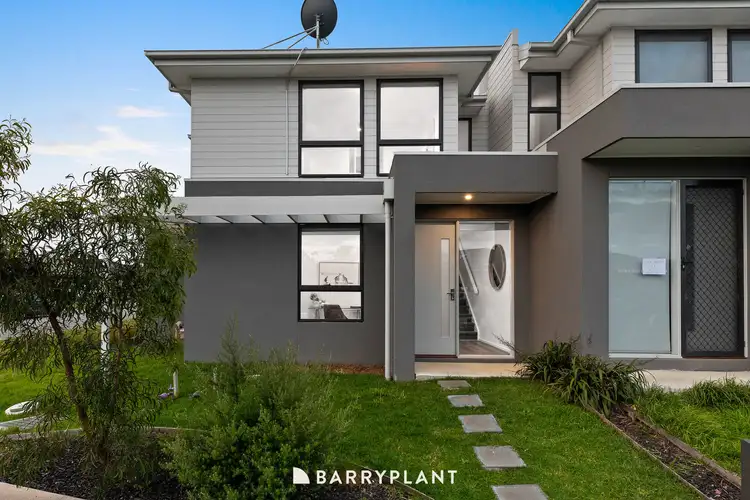 52 Goshawk Drive, Pakenham VIC 3810