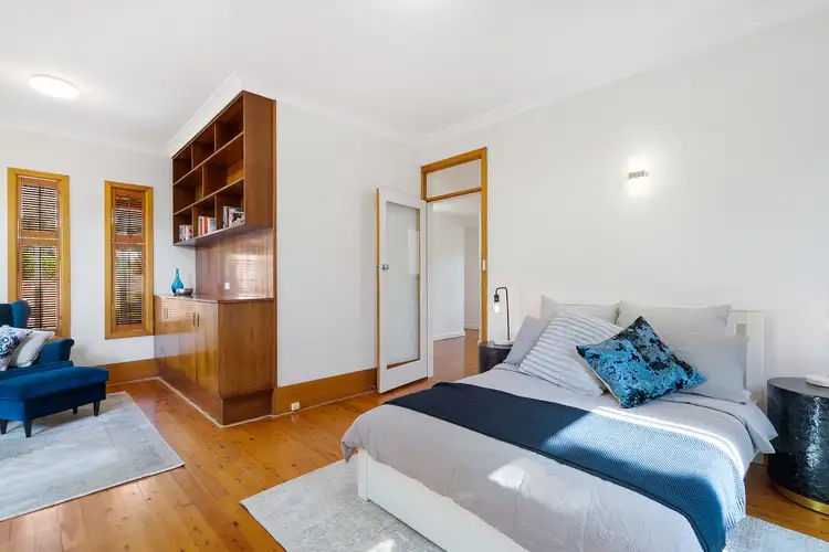 Fifth view of Homely house listing, 70 Linden Way, Castlecrag NSW 2068