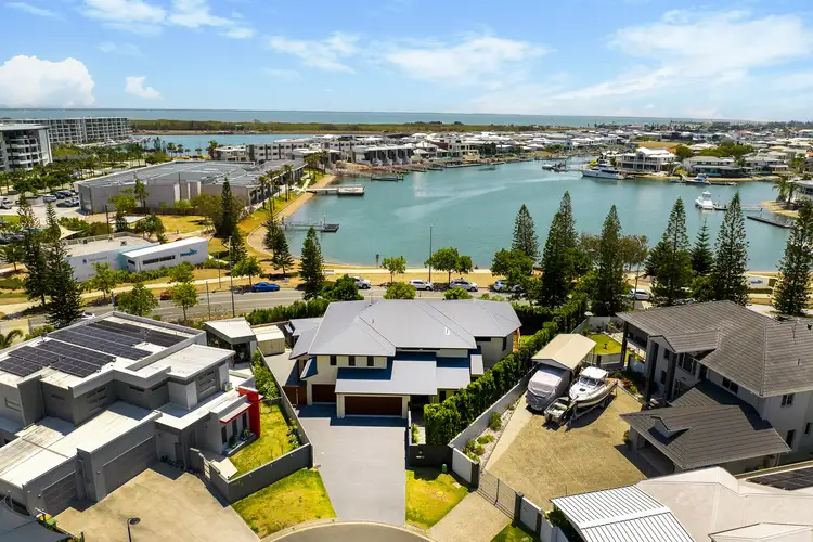 28 Freya Court, Newport QLD 4020