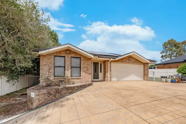 9 Spotted Gum Close