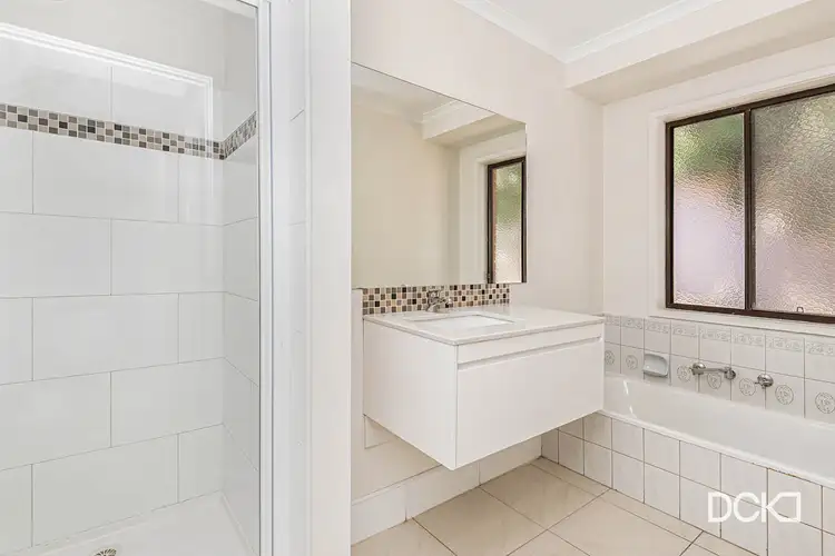 Seventh view of Homely house listing, 8 Graham Close, Flora Hill VIC 3550