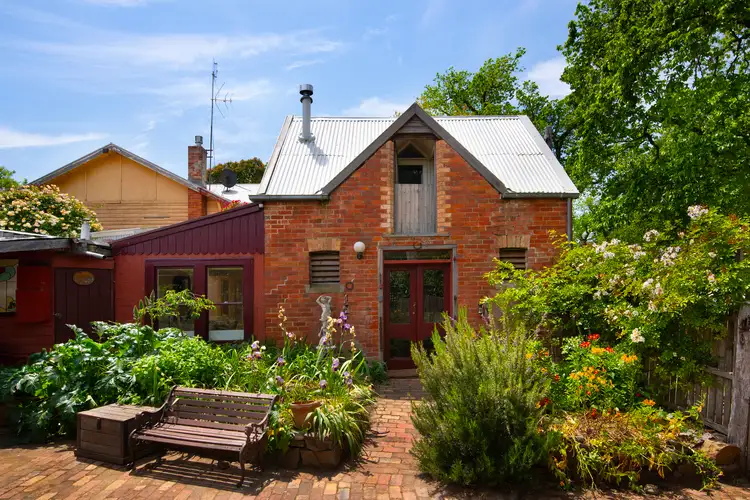 1A Reef Street, Maldon VIC 3463