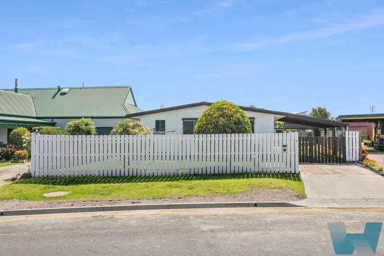 Second view of Homely house listing, 5 Kings Road, Paynesville VIC 3880
