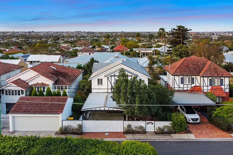 22 Highclere Street, Clayfield QLD 4011