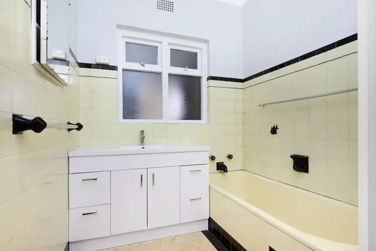 Sixth view of Homely house listing, 84 Figtree Crescent, Figtree NSW 2525