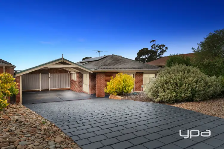 71 Underbank Boulevard, Bacchus Marsh VIC 3340