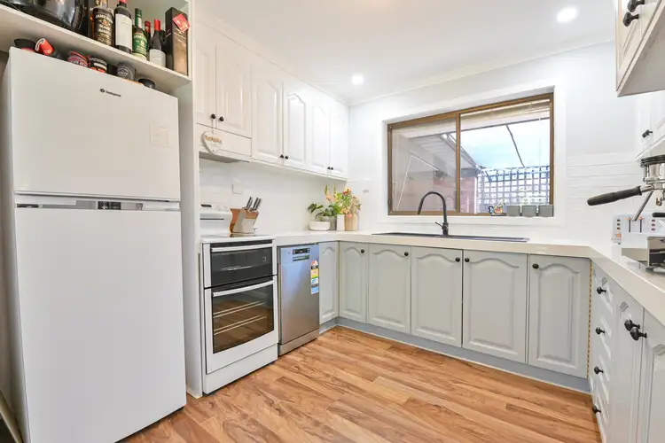 Fifth view of Homely house listing, 3 Mcedward Court, Mildura VIC 3500