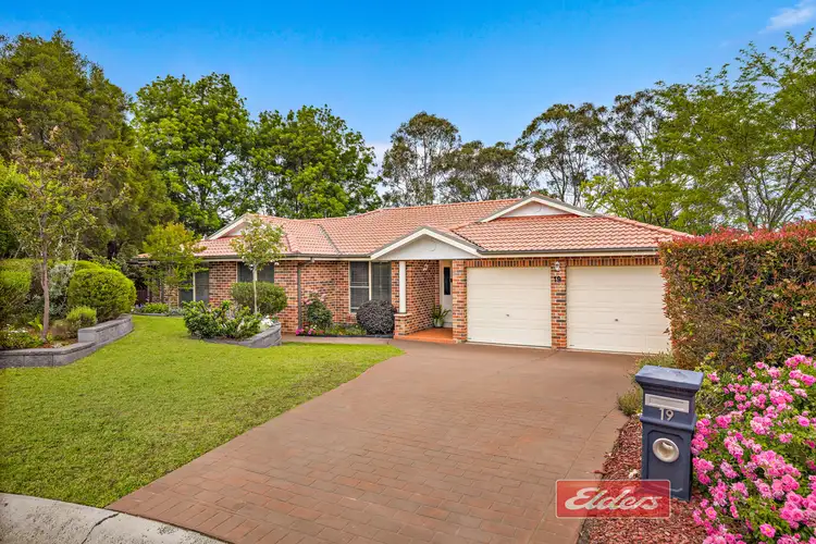 19 Emmett Close, Picton NSW 2571