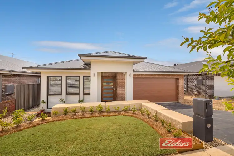 10 Evans Street, Thirlmere NSW 2572