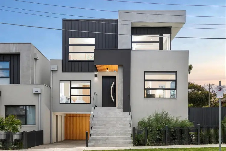 1B Woodvale Grove, Essendon VIC 3040