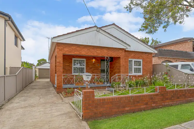 25 Salvia Avenue, Bankstown NSW 2200
