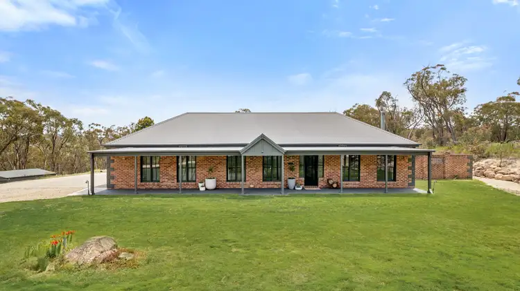 18 Borrowpit Road, Meadow Flat NSW 2795