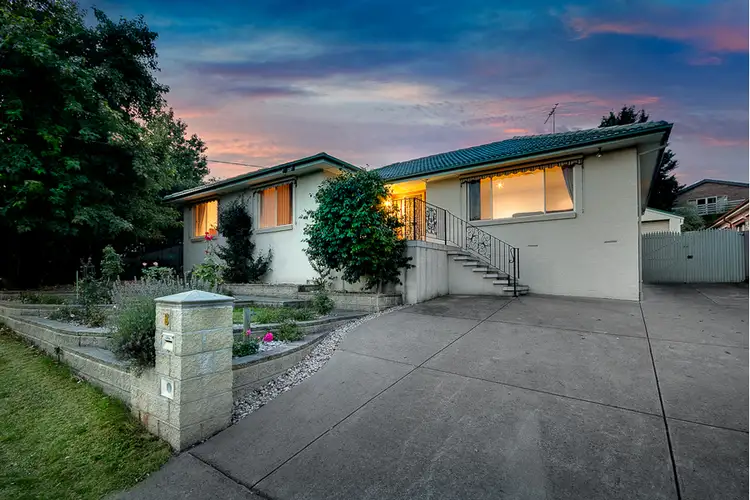 8 Ridge Road, Berwick VIC 3806
