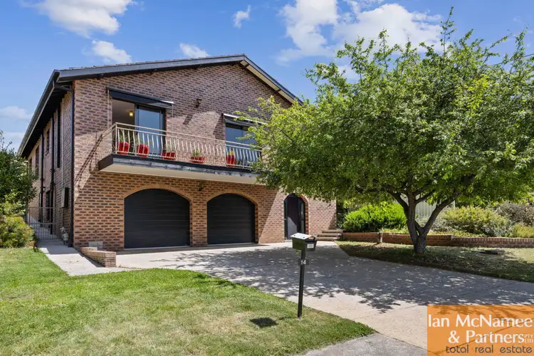 14 Cascade Street, Crestwood NSW 2620