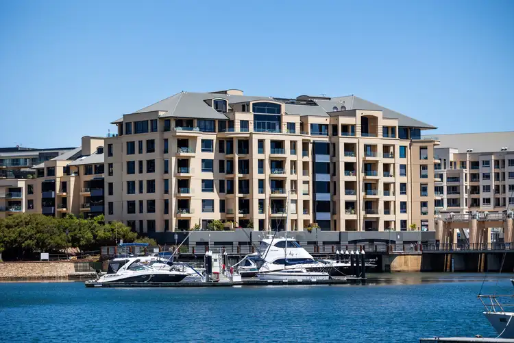 75/33 Colley Terrace, Glenelg SA 5045