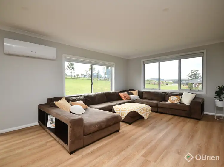 Sixth view of Homely house listing, 10 Vincent Court, Wy Yung VIC 3875