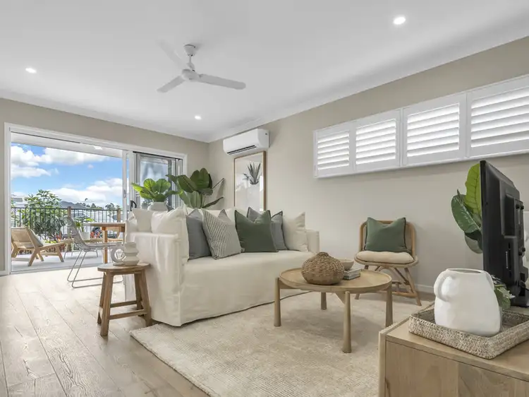 Mornington/2-20 Island View Drive, Urangan QLD 4655