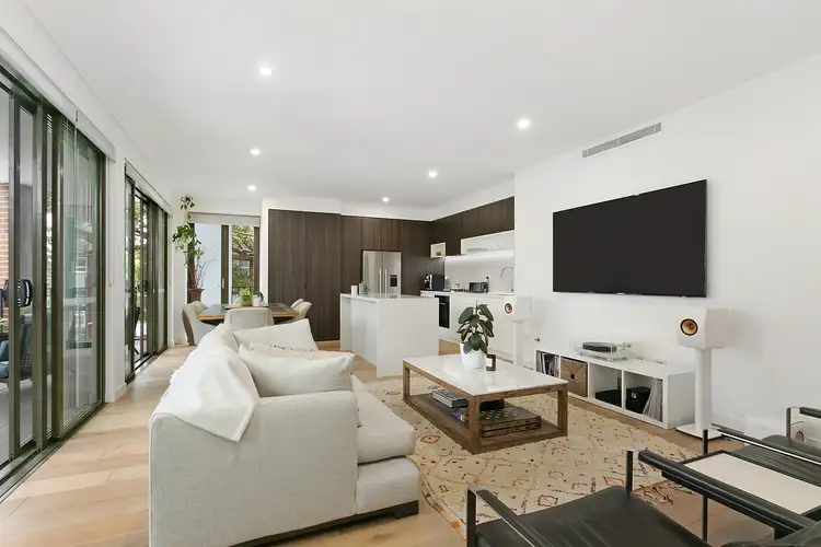 Main view of Homely unit listing, 102/562-564 Willoughby Road, Willoughby NSW 2068